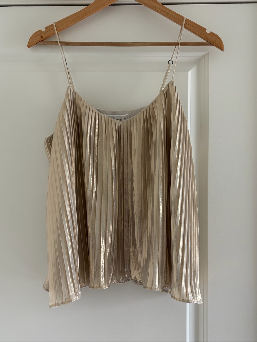Abercrombie & Fitch Metallic Pleated Cami in Champagne Gold